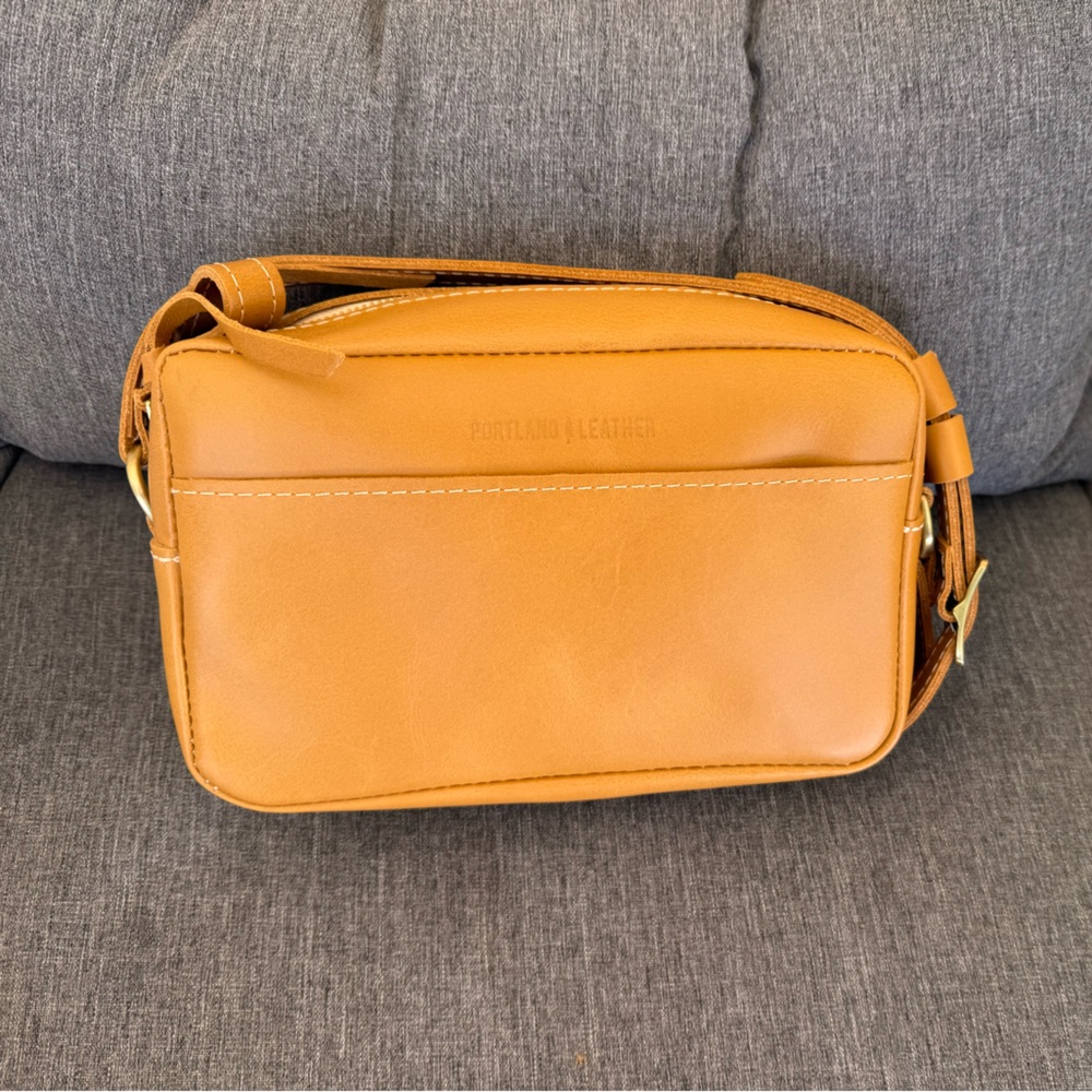 Leather Crossbody Bag - Portland Leather Goods Camera Bag size large